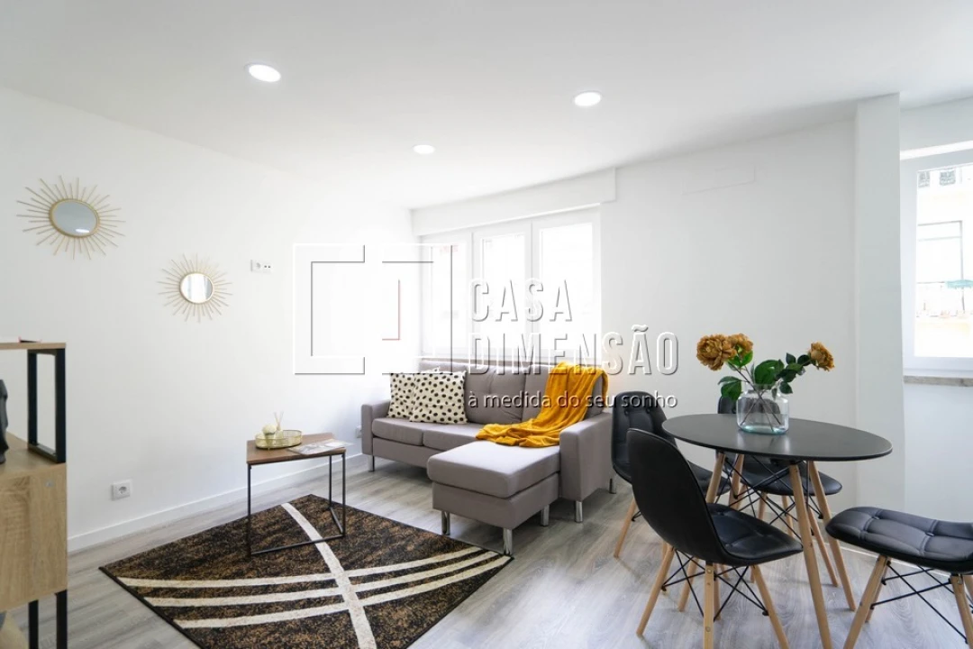 Apartamento T3 para Venda em Benfica Foto 5