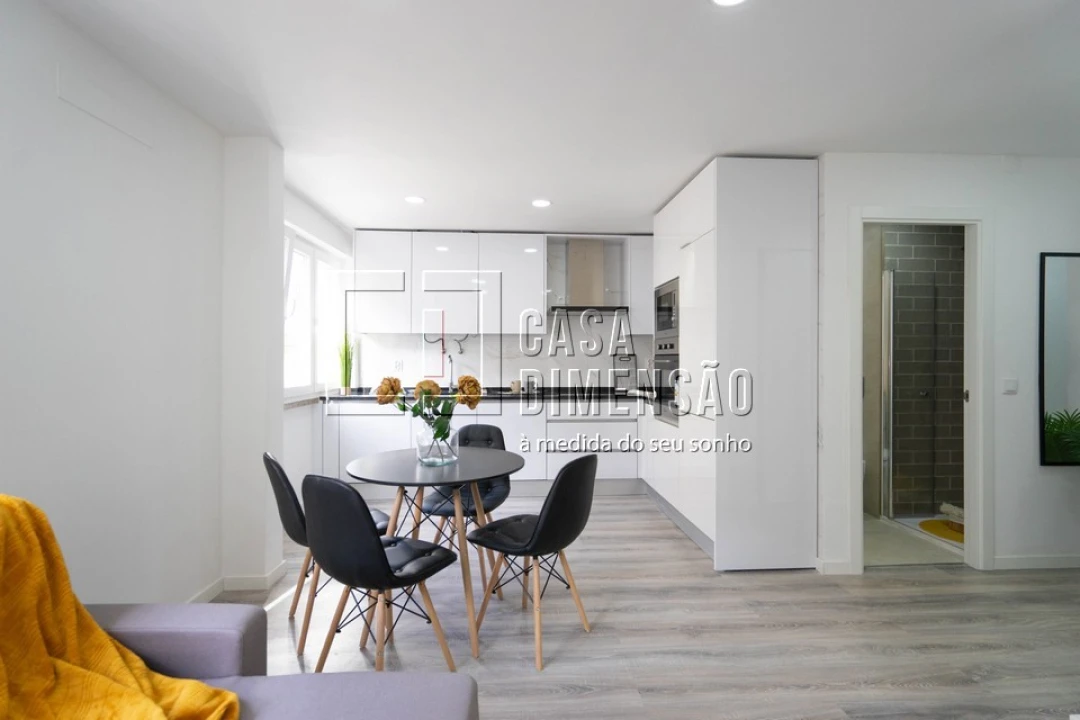 Apartamento T3 para Venda em Benfica Foto 7