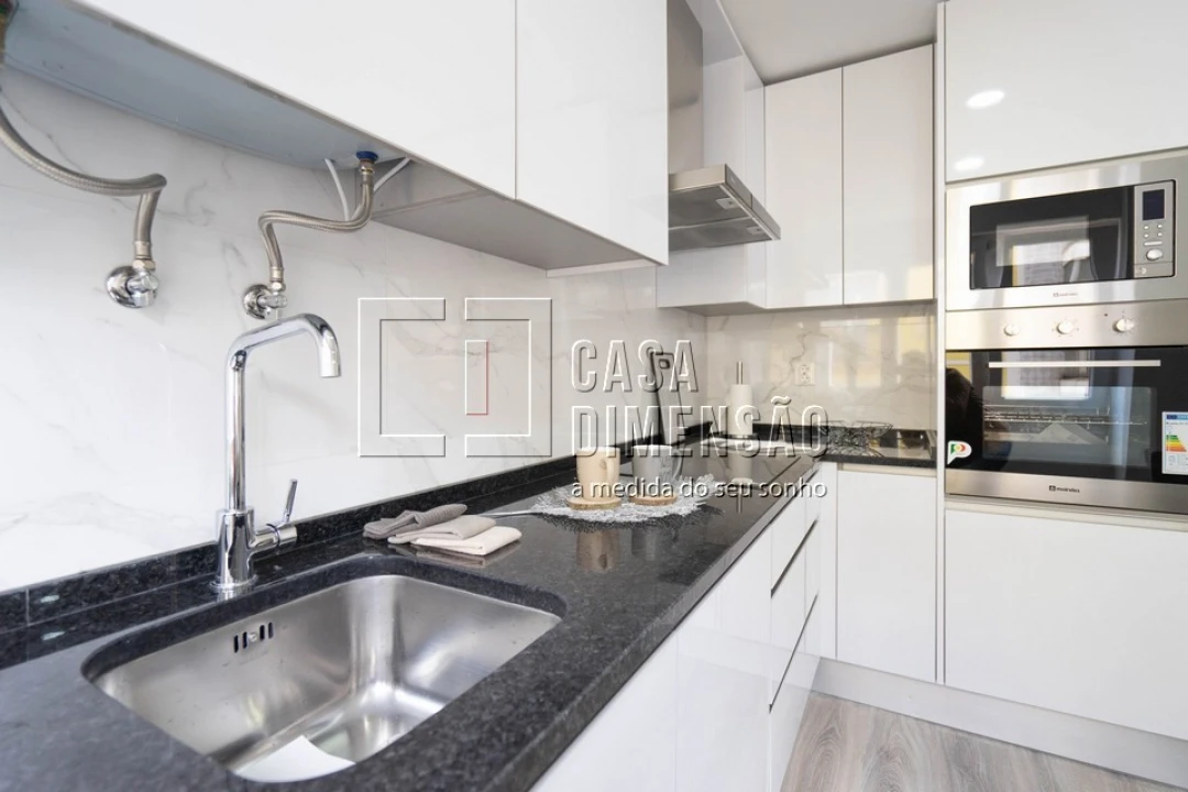 Apartamento T3 para Venda em Benfica Foto 12