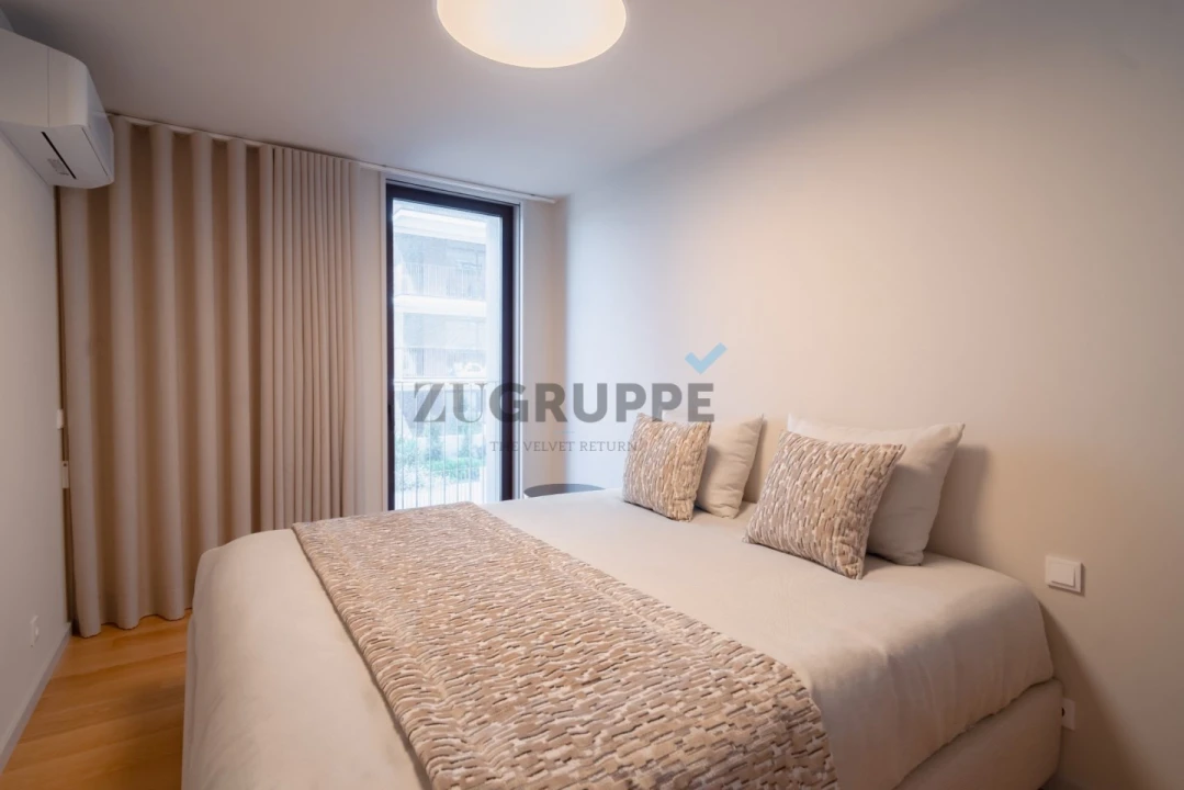 Apartamento T4 para Venda em Santa Marinha e São Pedro da Afurada Foto 3