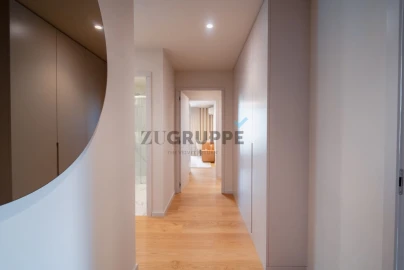 Apartamento T4 para Venda em Santa Marinha e São Pedro da Afurada