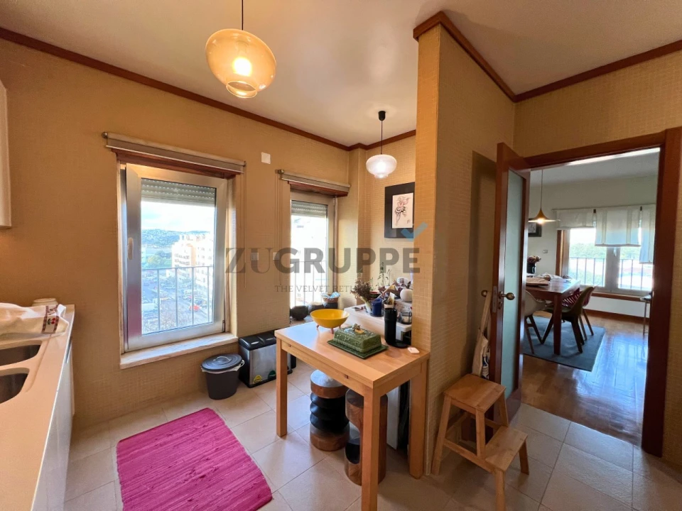 Apartamento T3 para Venda em Carnide Foto 16