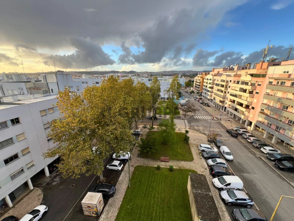 Apartamento T3 para Venda em Carnide Foto 33