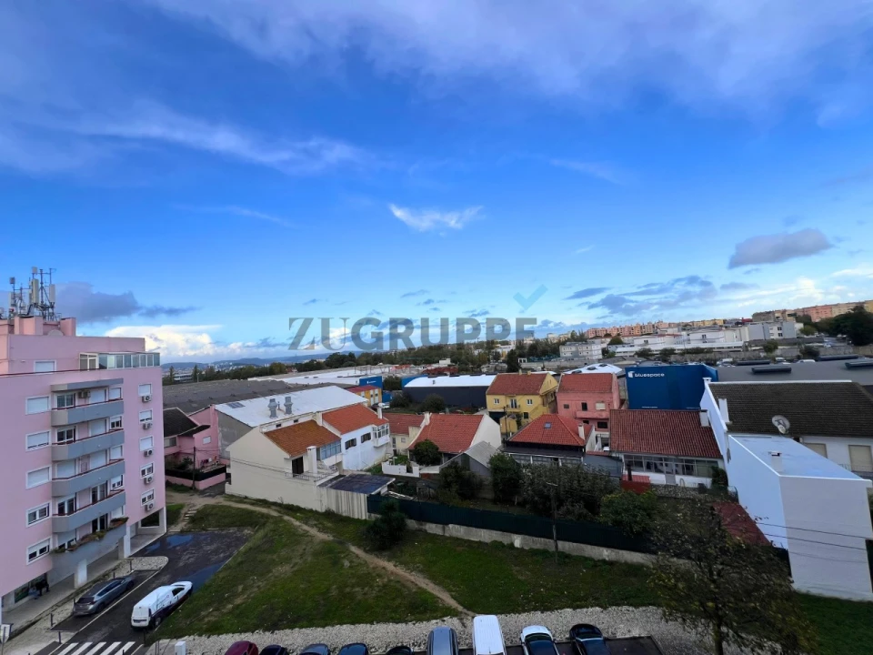 Apartamento T3 para Venda em Carnide Foto 34