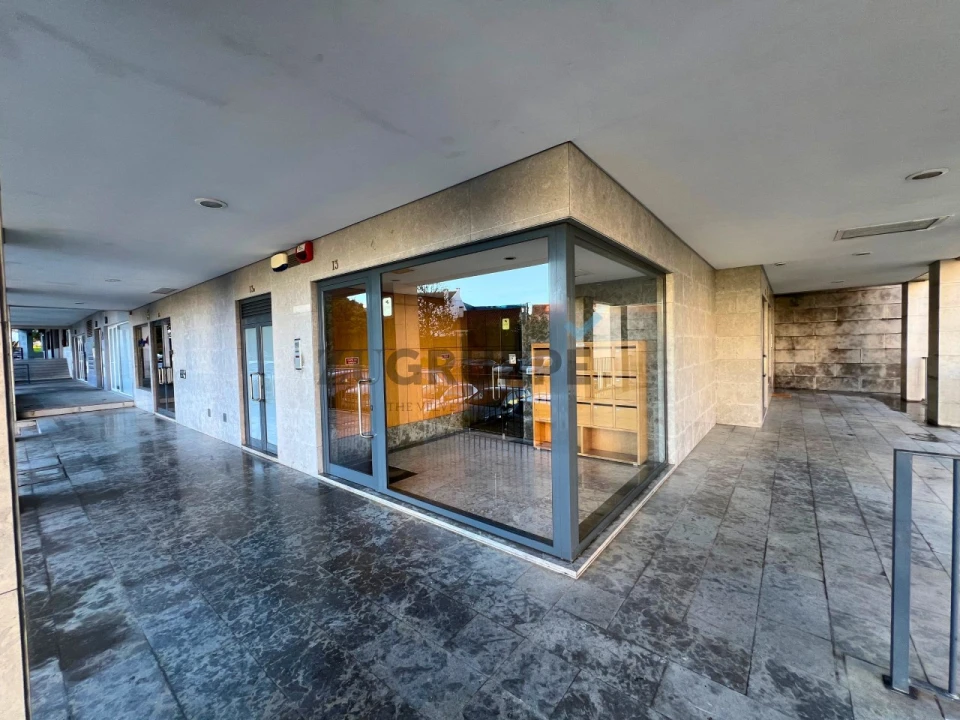 Apartamento T3 para Venda em Carnide Foto 38