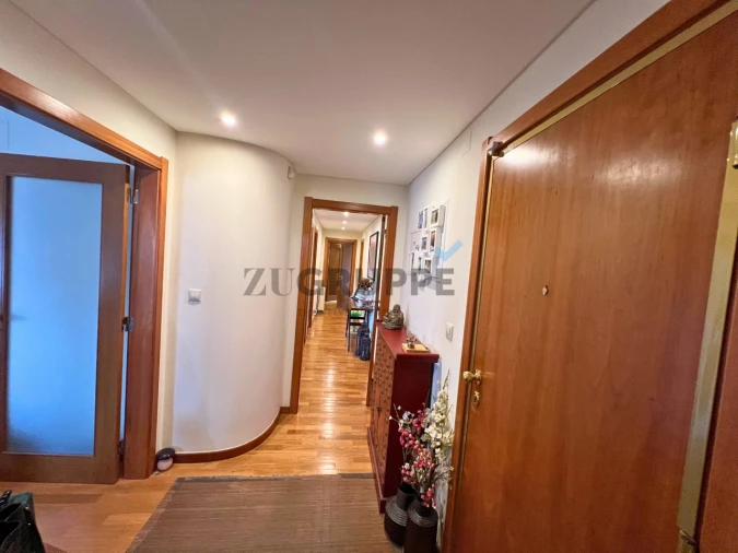 Apartamento T3 para Venda em Carnide Foto 14