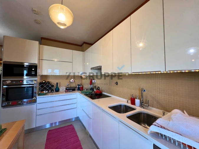 Apartamento T3 para Venda em Carnide Foto 17