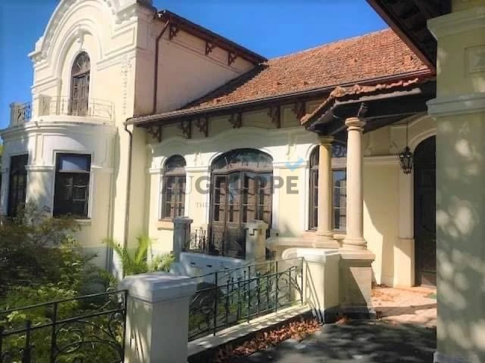 Moradia T7 para Venda em Arcos e Mogofores Foto 1