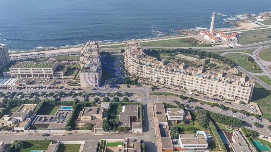 Moradia T4 para Venda em Matosinhos e Leça da Palmeira Foto 48