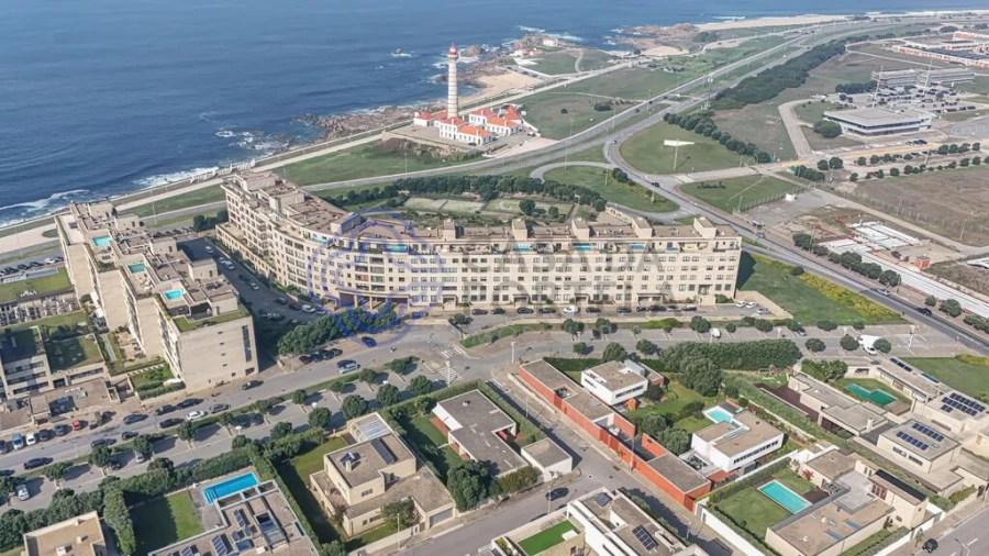 Moradia T4 para Venda em Matosinhos e Leça da Palmeira Foto 47