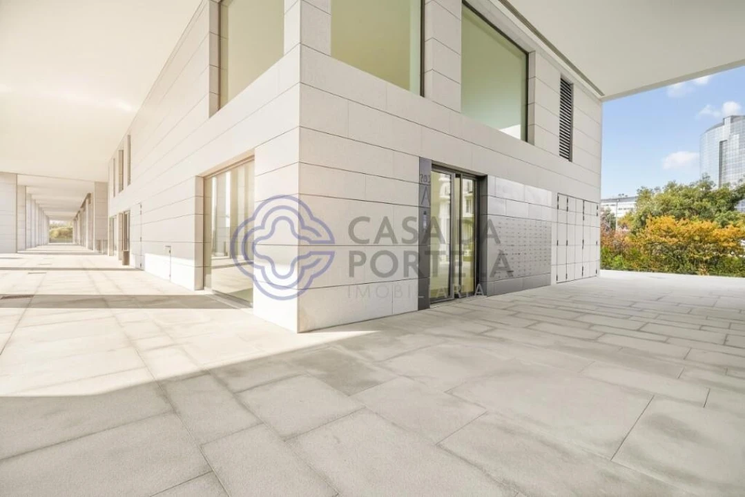 Apartamento para Venda em Campanhã Foto 3
