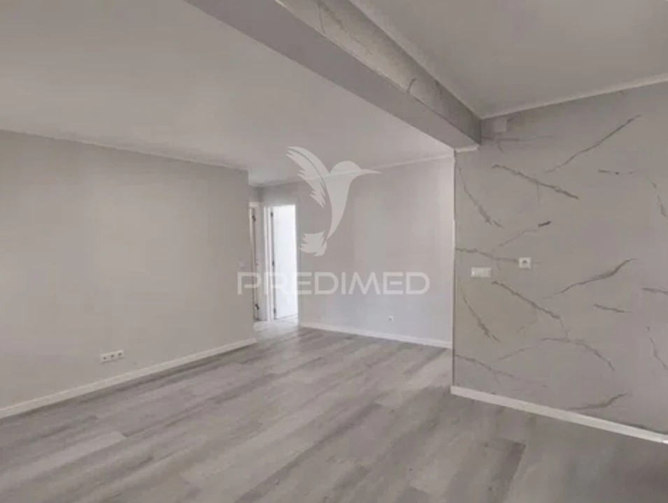 Apartamento T3 para Venda em Laranjeiro e Feijó Foto 16