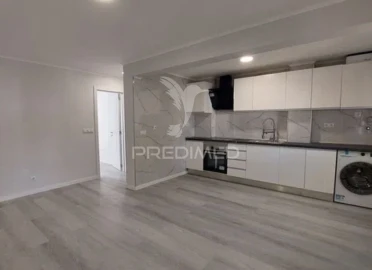 Apartamento T3 para Venda em Laranjeiro e Feijó