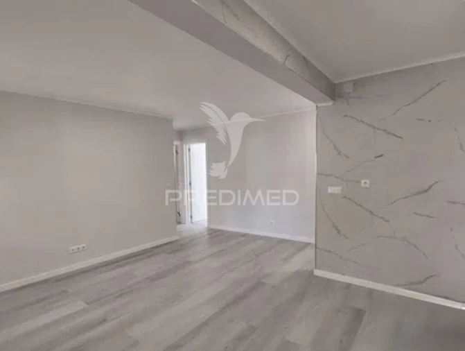 Apartamento T3 para Venda em Laranjeiro e Feijó Foto 16