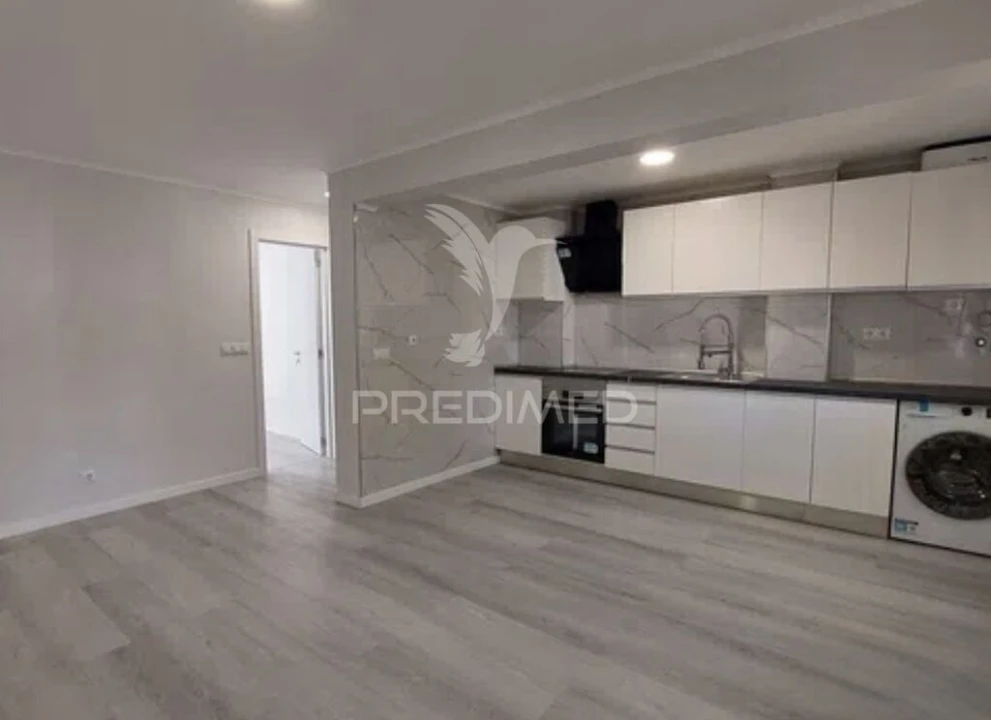 Apartamento T3 para Venda em Laranjeiro e Feijó Foto 12