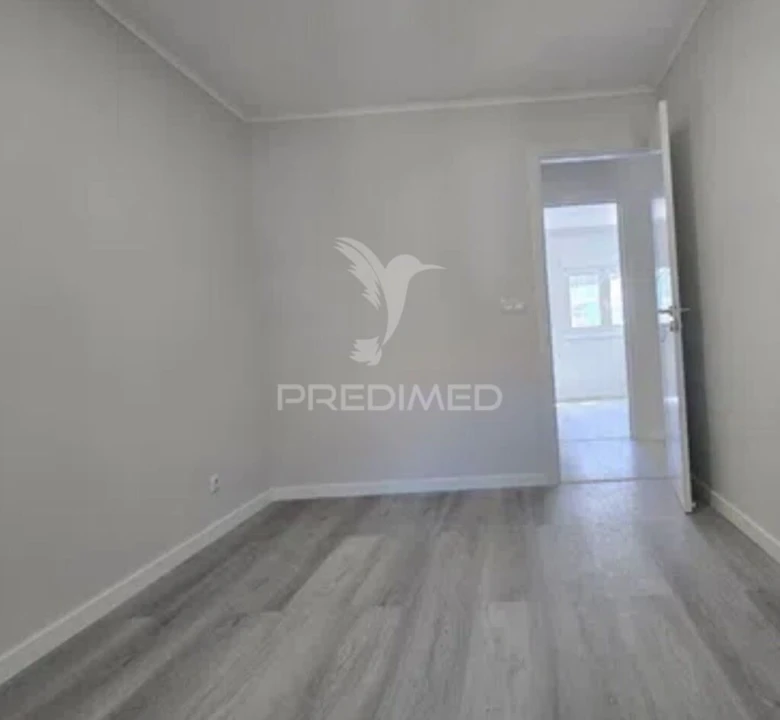 Apartamento T3 para Venda em Laranjeiro e Feijó Foto 13