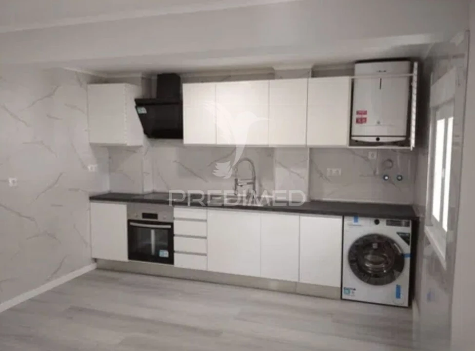 Apartamento T3 para Venda em Laranjeiro e Feijó Foto 3