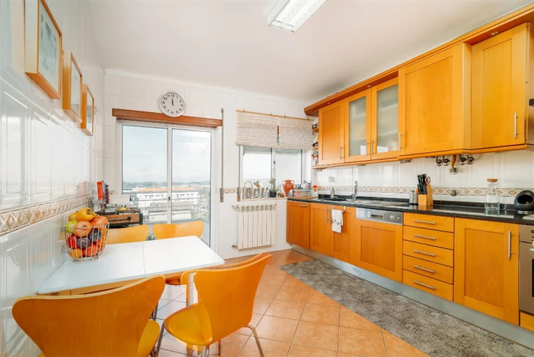 Apartamento T3 para Venda em Condeixa-A-Velha e Condeixa-A-Nova Foto 2