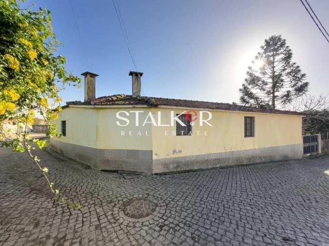 Moradia T4 para Venda em São Felix da Marinha Foto 2