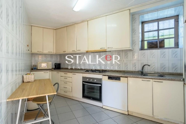 Moradia T4 para Venda em São Felix da Marinha Foto 11