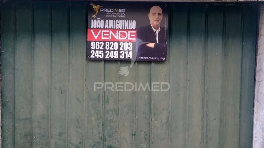 Garagem para Venda em Ribeira de Nisa e Carreiras