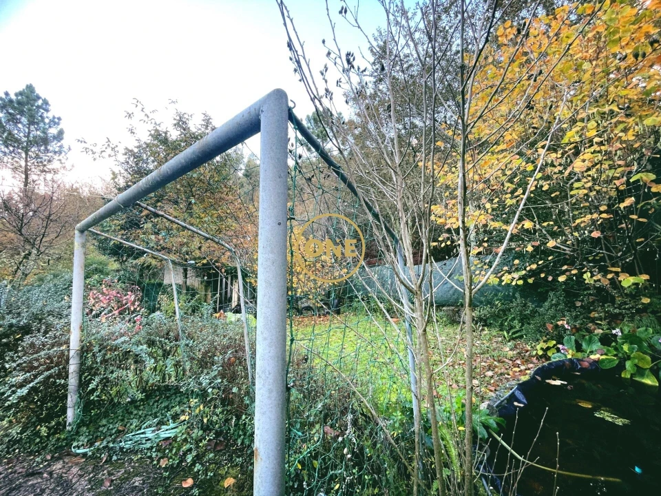 Moradia T3 para Venda em Armil Foto 20