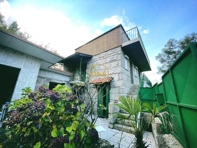 Moradia T3 para Venda em Armil Foto 24