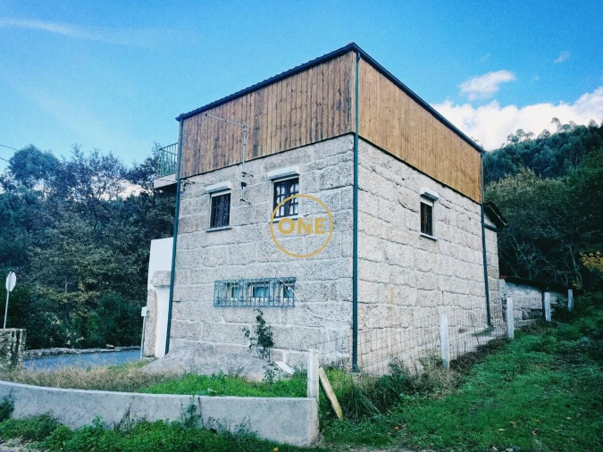 Moradia T3 para Venda em Armil Foto 25