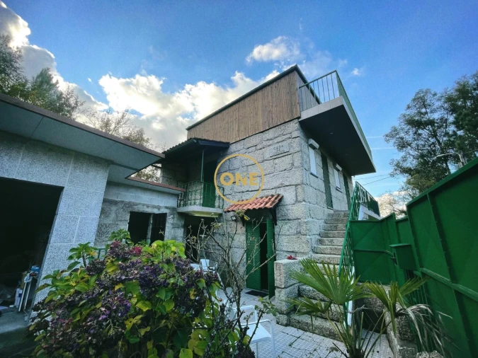 Moradia T3 para Venda em Armil Foto 27