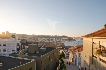 Apartamento para Venda em Santa Marinha e São Pedro da Afurada