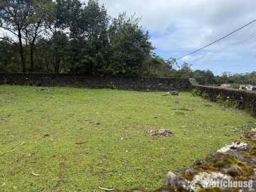 Terreno para Venda em Rabo de Peixe