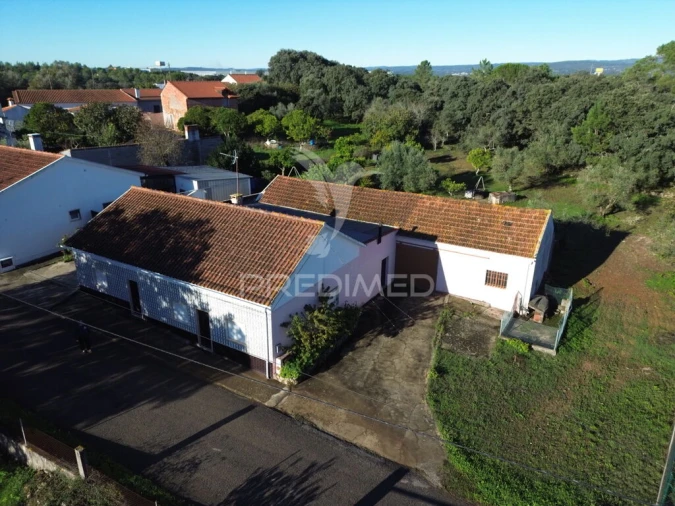 Moradia T3 para Venda em Brogueira, Parceiros de Igreja e Alcorochel Foto 1