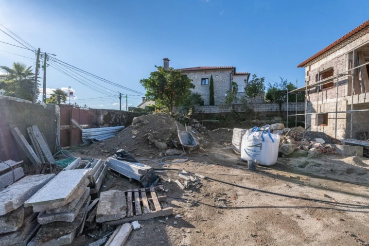 Moradia T3 para Venda em Fiscal Foto 30