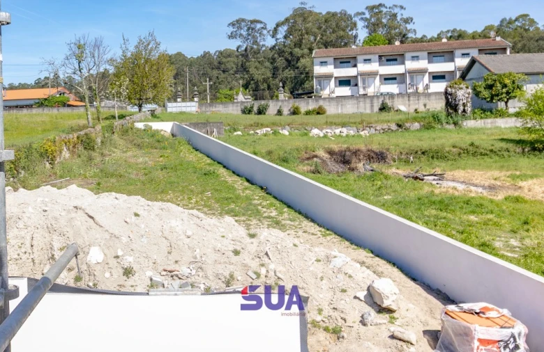 Moradia T3 para Venda em Fiscal Foto 24