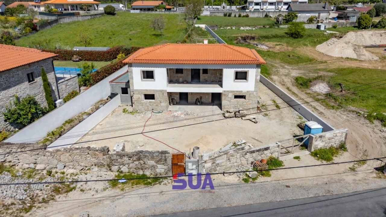 Moradia T3 para Venda em Fiscal Foto 1