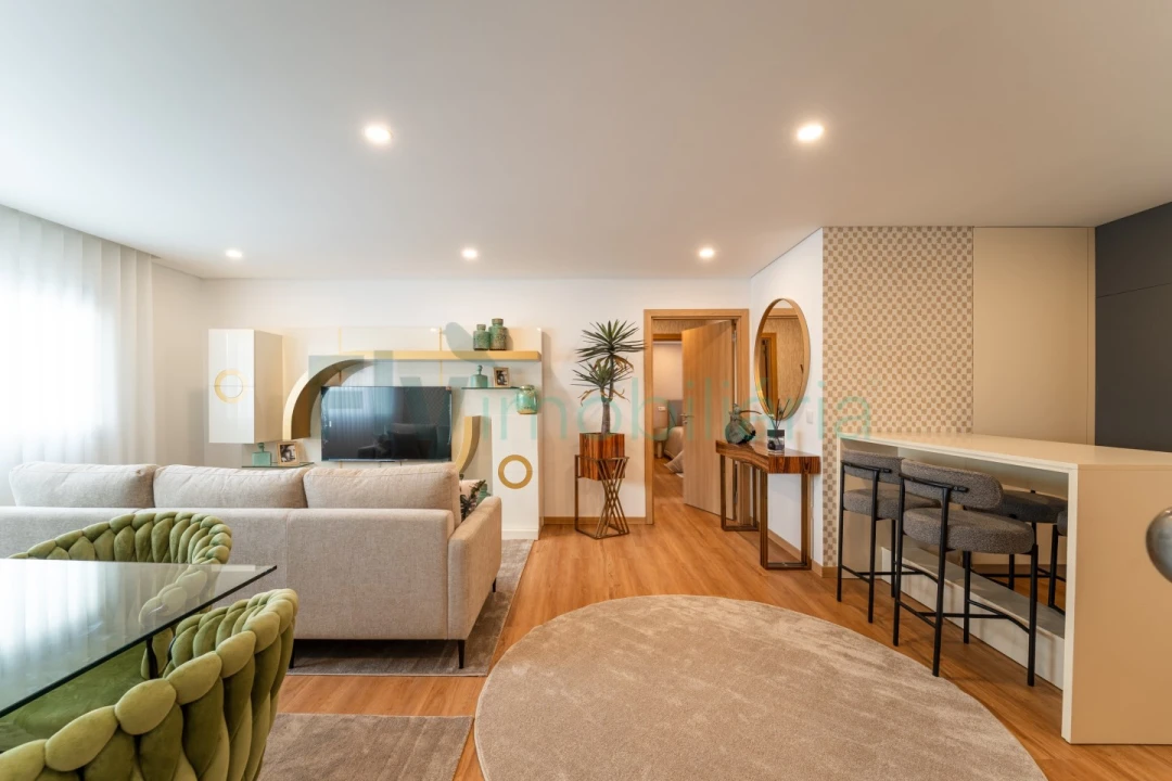 Apartamento T2 para Venda em Infias Foto 1