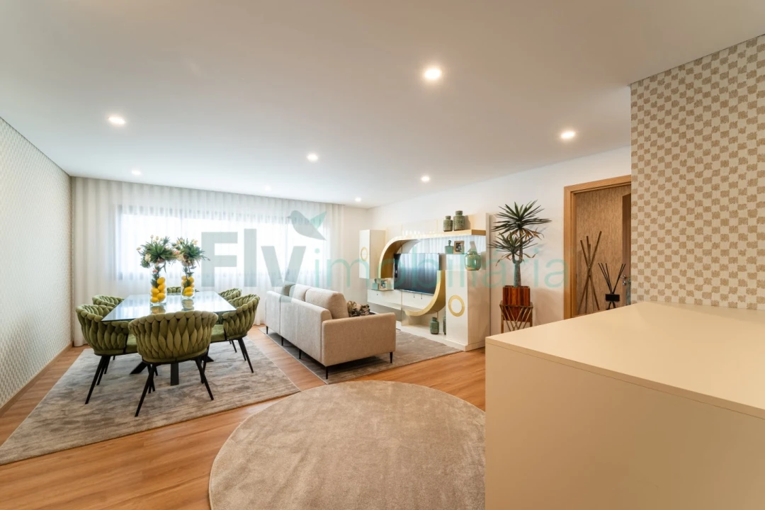 Apartamento T2 para Venda em Infias Foto 7