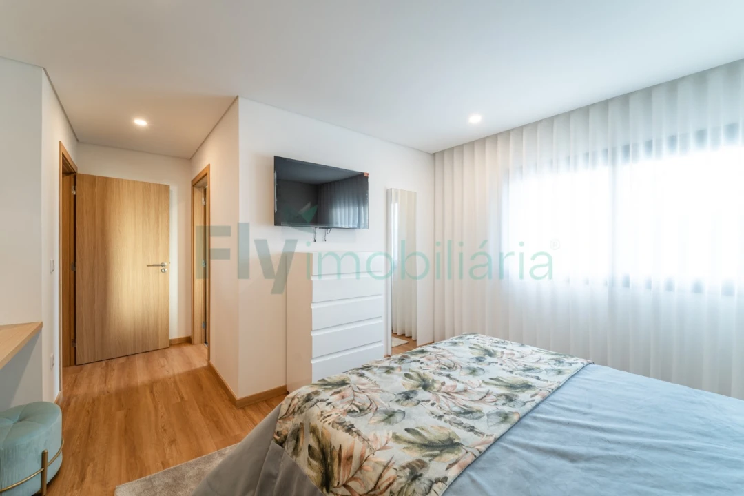 Apartamento T2 para Venda em Infias Foto 26