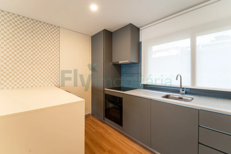 Apartamento T2 para Venda em Infias Foto 11