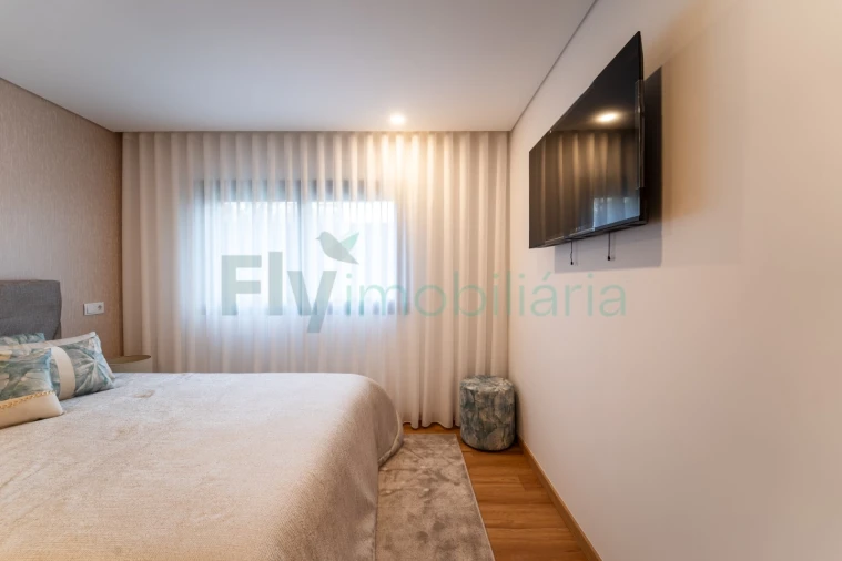 Apartamento T2 para Venda em Infias Foto 16