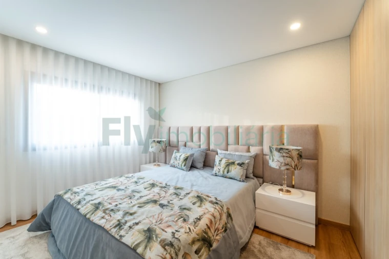 Apartamento T2 para Venda em Infias Foto 25