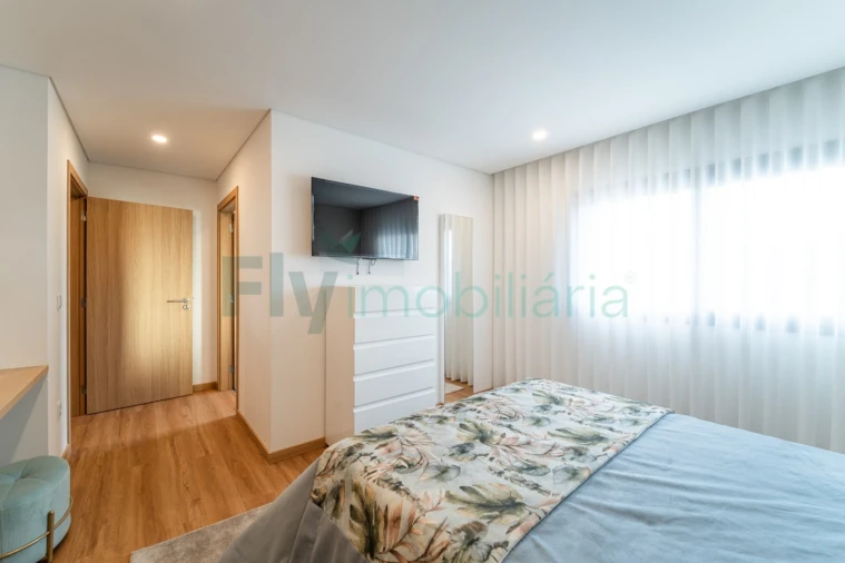 Apartamento T2 para Venda em Infias Foto 26