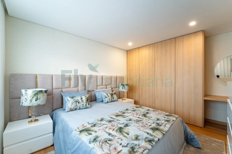 Apartamento T2 para Venda em Infias Foto 27