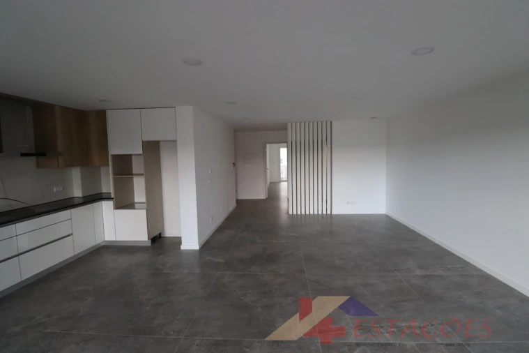 Apartamento T3 para Venda em Pombal Foto 2