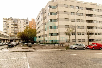 Apartamento T1 para Arrendamento em Paranhos