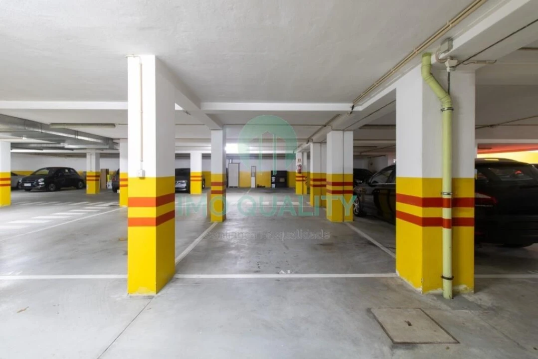 Apartamento T1 para Arrendamento em Paranhos Foto 17