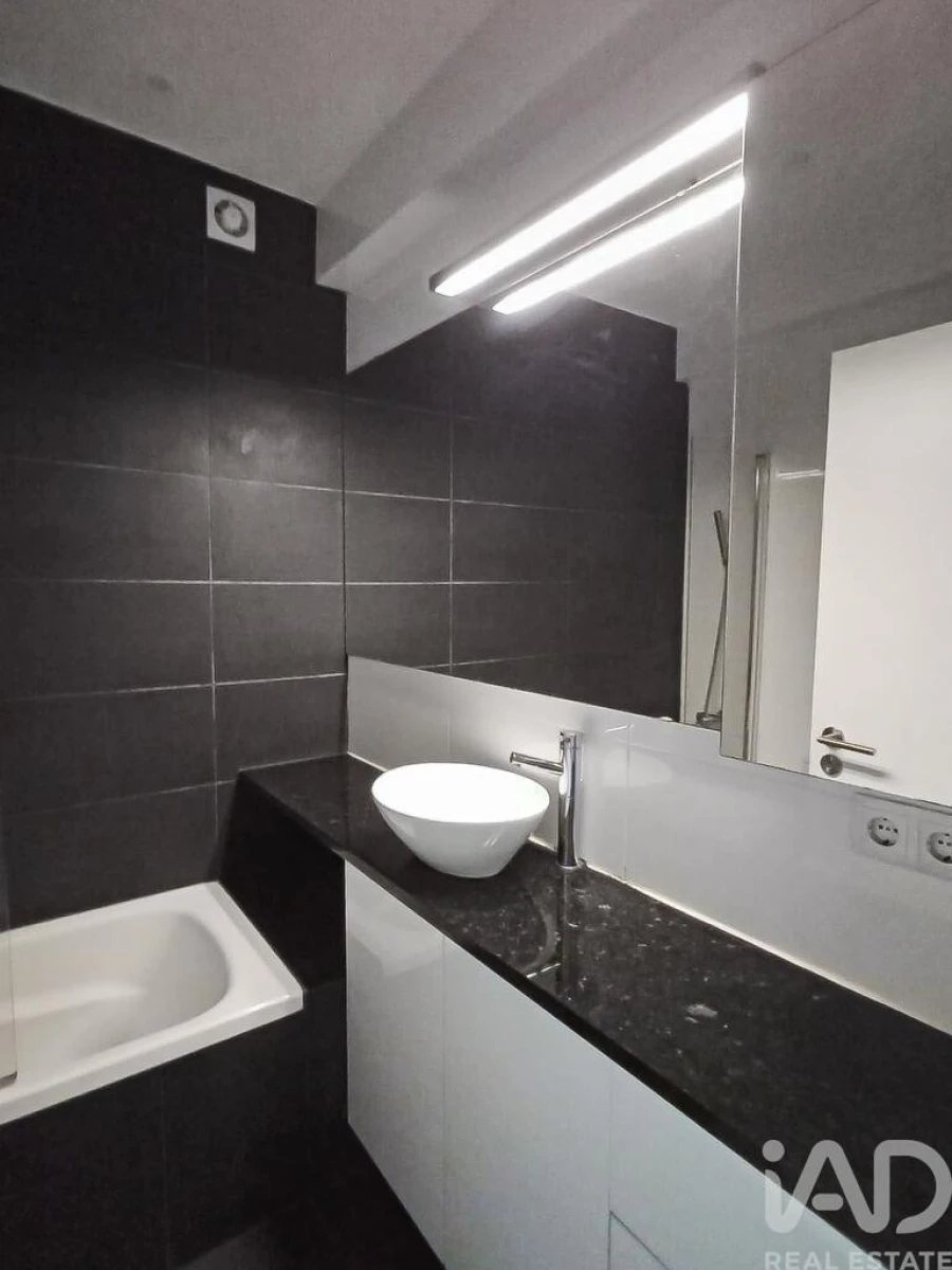 Apartamento T2 para Arrendamento em Ramada e Caneças Foto 6