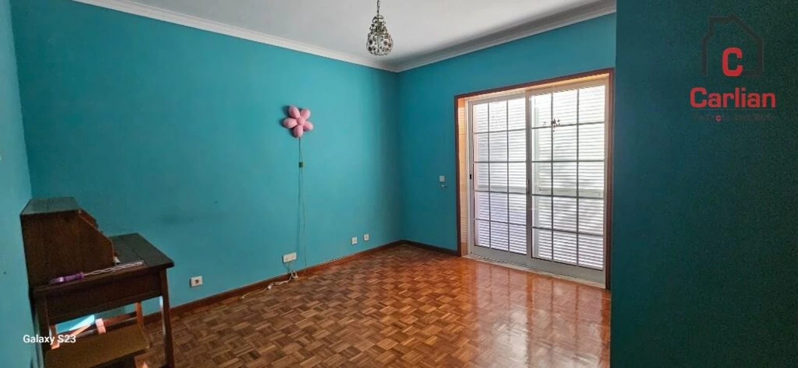 Moradia T5 para Venda em Pedroso e Seixezelo Foto 11