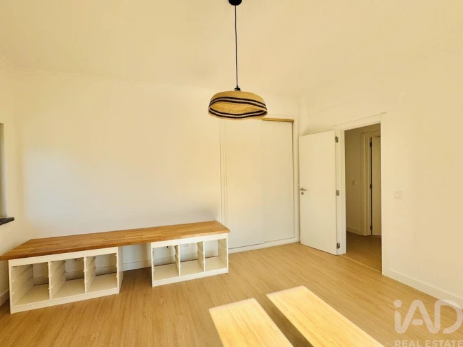 Moradia T4 para Venda em Quinta do Conde Foto 13