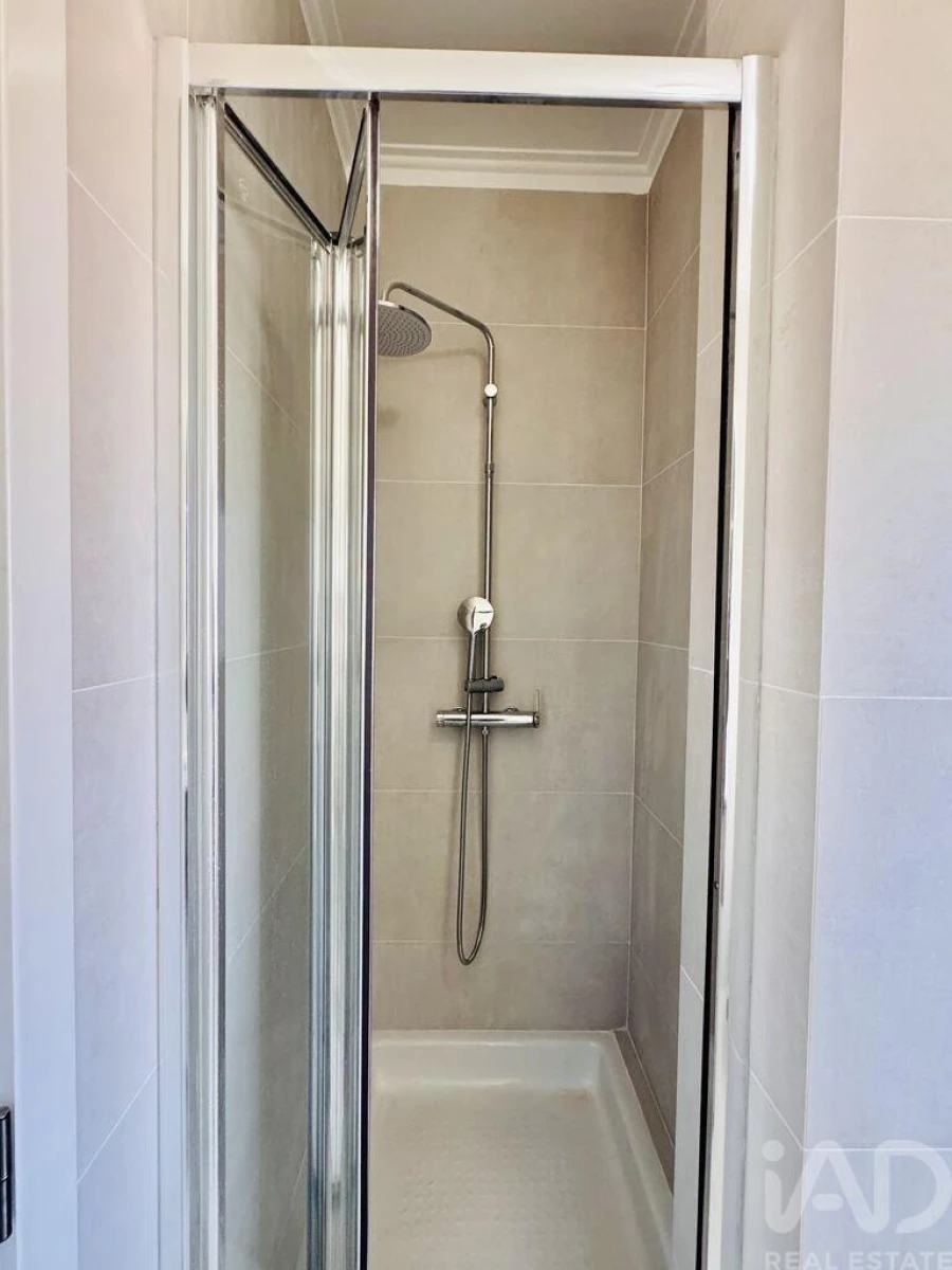 Moradia T4 para Venda em Quinta do Conde Foto 15